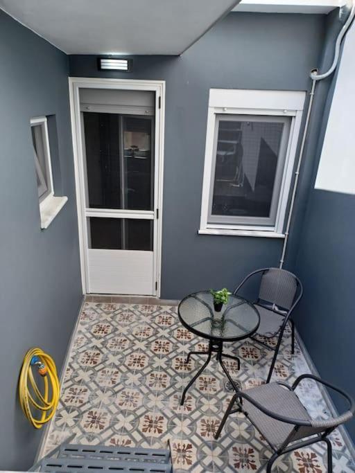 Petite Suite With Backyard. Mytilíni Exteriör bild